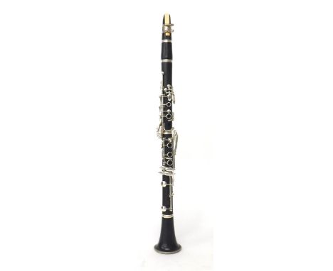 Good blackwood Buffet R13 clarinet stamped Buffet Crampon &amp; Cie a Paris, made in France, ser.no. 424524, with mouthpiece,