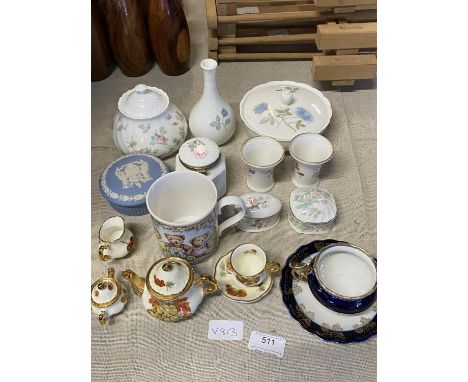 A selection of assorted ceramics including Royal Worcester, Wedgwood etc, shipping unavailable