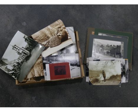 Box of reproduced vintage style photographs 