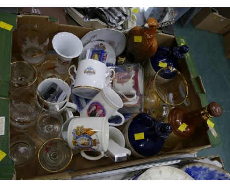 Box of ceramic whisky decanters, commemorative ware, hunting scene glassware etc