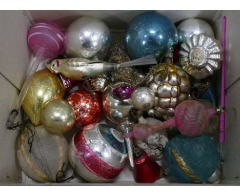 Vintage Christmas tree baubles
