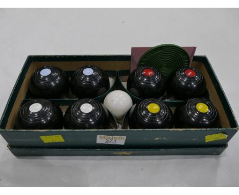 Boxed set of carpet bowls