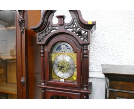 Modern Windsor 31 day grandfather clock, height 203 cm, width 50 cm, depth 27 cm