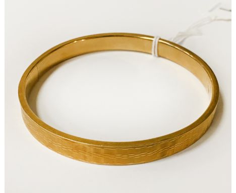 18CT GOLD BANGLE - 25.4 GRAMS APPROX