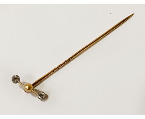 9CT GOLD &amp; DIAMOND STICK PIN