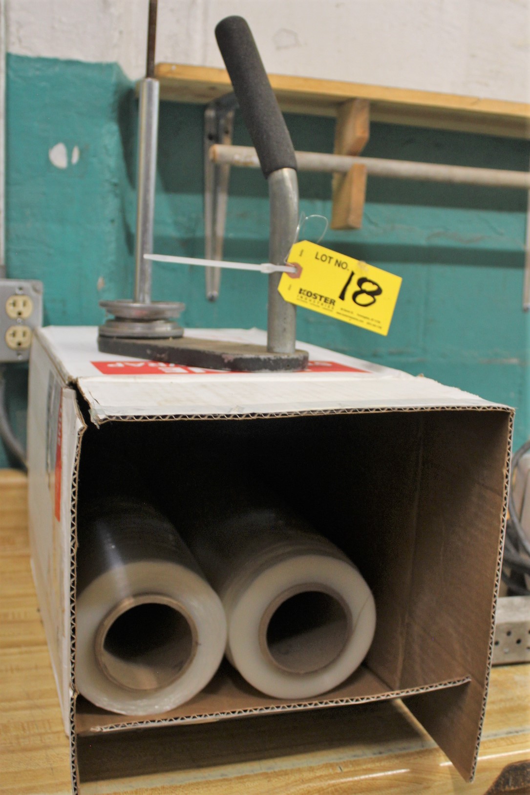 ULINE HAND STRETCH WRAPPER W/ 2ROLLS WRAPPING