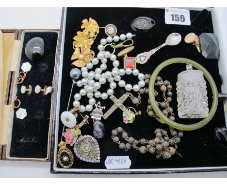 Part Pearl Necklace, (string broken/incomplete) costume brooches clip earrings, bangle, gent's dress studs, novelty spoon bro