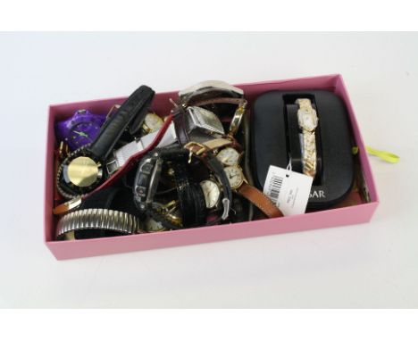 Tray of Gents and Ladies Watches including Timex, Casio, etc 