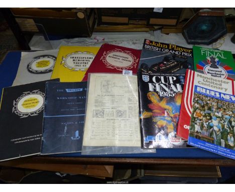 A small quantity of books and magazines to include four volumes of Shakespeare Memorial Theatre, Cup FInal 1985, Manchester U
