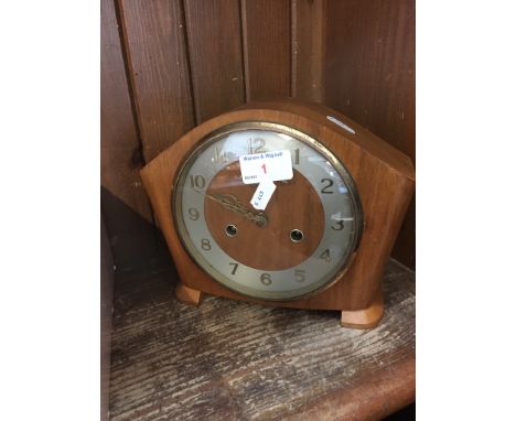 MANTEL CLOCK