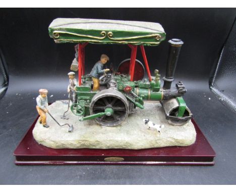 Juliano collection steam roller ornament 20x30cm