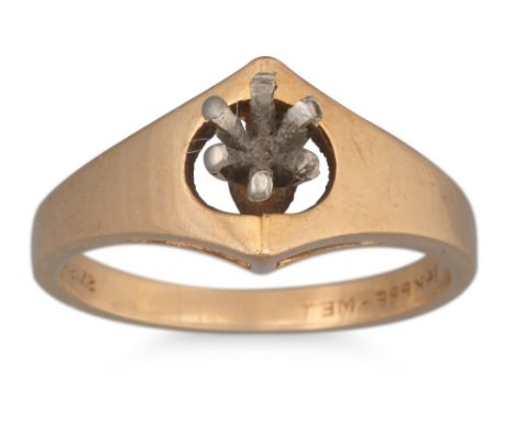 A 14CT YELLOW GOLD RING MOUNT, 3.3 g. size L