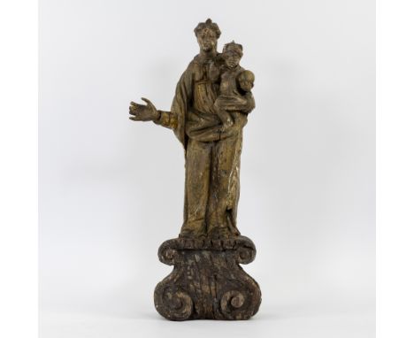 Wooden statue of madonna and child, Spanish folk art, 18th centuryHouten beeld van madonna en kind, Spaanse volkskunst, 18e e