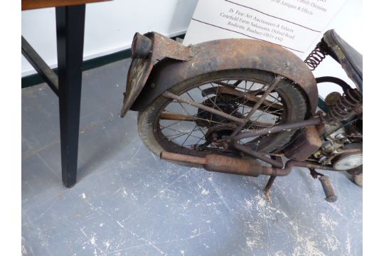 AN EXCELSIOR UNIVERSAL 150cc MOTORCYCLE WITH HAND CHANGE GEARS - VERY