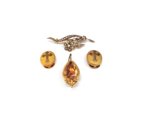 A 19th century gold and foil back citrine pendant locket 5g gross, a gold and seed pearl flower brooch detailed '15ct', 3.2g 