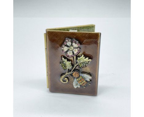 Beautiful petite picture frame crafted with a stunning chocolate brown-toned exterior adorned with a delicate pink flower emb