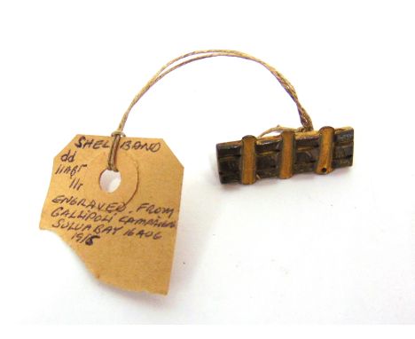 GREAT WAR - GALLIPOLI - AN EMOTIVE TRENCH ART 'SHELL DRIVING BAND' DECORATIVE BROOCH the reverse inscribed 'Sulva Bay 16 Aug 