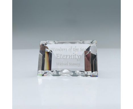 Rectangular plaque to display for 2006 - 2007 annual edition piece. This item has its original box. Box measures: 4.75"H x 3.
