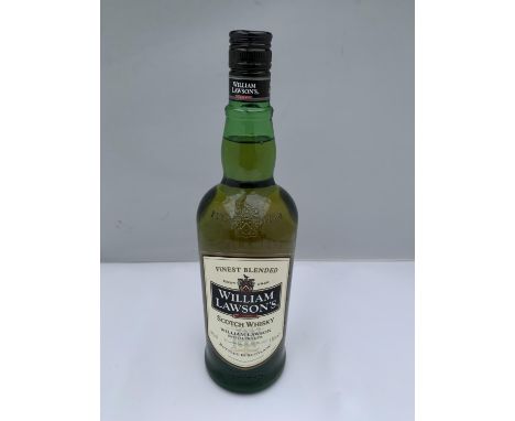 A 1 LITRE BOTTLE OF WILLIAM LAWSONS SCOTCH WHISKY 40% VOL 