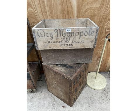 A VINTAGE MONOGRAMED DRY MONPOLE CRATE, A VINTAGE MONOGRAMED GORDON GRAHAM CRATE AND A VINTAGE TEA CHEST 
