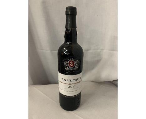 A TAYLOR'S LATE BOTTLED VINTAGE PORT 2011 20% VOL 75CL 