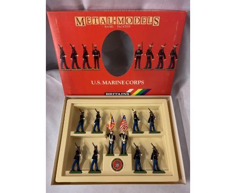 A BOXED BRITIANS US MARINE CORPS TEN PIECE MODEL SOLDIER SET -  NUMBER 7303 