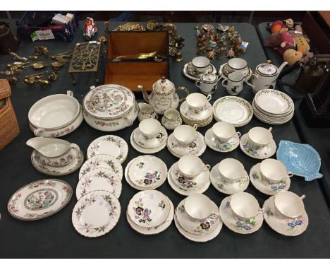 A LARGE AMOUNT OF POTTERY AND CHINA TO INCLUDE, GROSVENOR CHINA TRIOS, ROYAL ASCOT CHINA TRIOS, AN ARTHUR WOOD SILVER ANNIVER