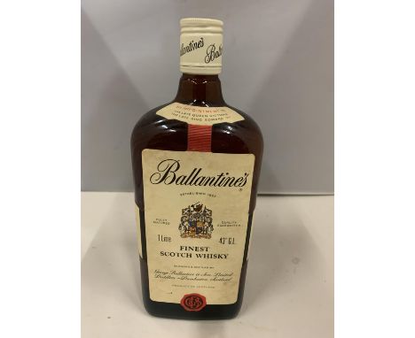 A LITRE BOTTLE OF BALLENTINES FINEST SCOTCH WHISKY 
