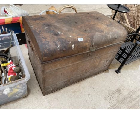 A VINTAGE METAL STORAGE TRUNK 