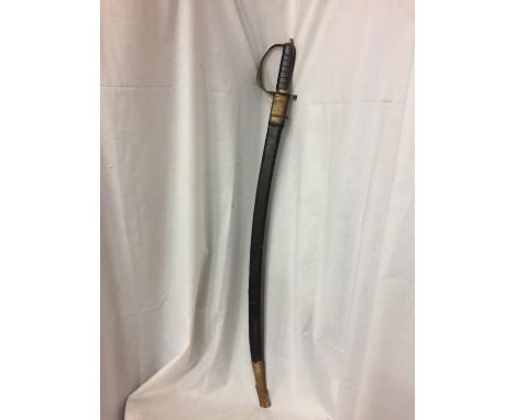 A VINTAGE INDIAN SWORD 
