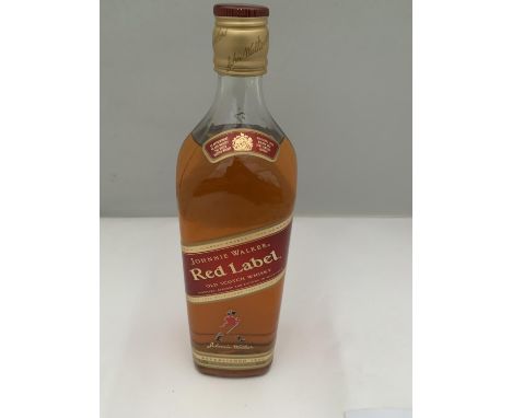 A LITRE BOTTLE OF JOHNNIE WALKER RED LABEL OLD SCOTCH WHISKY 