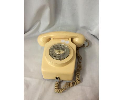 A VINTAGE CREAM WALL HANGING TELEPHONE 