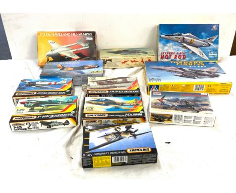 Selection boxes aircraft model to include Tomahawk, Tornado, Warhawk, makers include Heller, Matchbox etc 