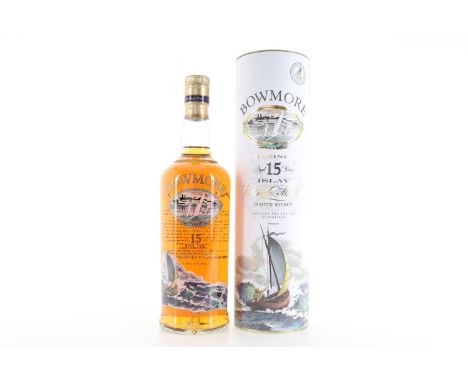 BOWMORE 15 YEAR OLD MARINER SCREEN PRINT BOTTLE 75CL ISLAY SINGLE MALT  43% ABV / 75cl  Sat on the picturesque shore of Loch 