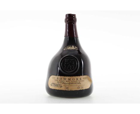 BOWMORE BICENTENARY 1979 75CL ISLAY SINGLE MALT  43% ABV / 75cl  Sat on the picturesque shore of Loch Indaal, Bowmore is a di