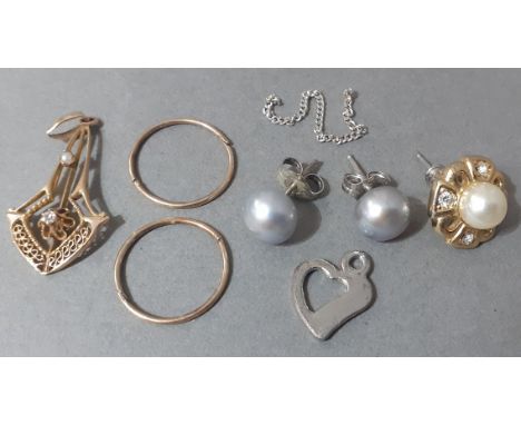 A 10ct gold pendant, gross wt. 0.8g together with a pair of yellow metal wire earrings, wt. 0.5g and pair of pearl earrings, 