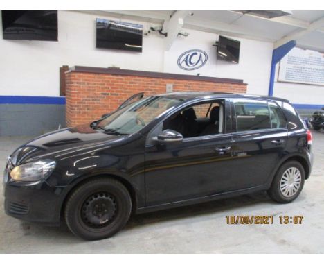 Make &amp; Model: VW Golf S TDI 110Date of Reg: MF09 ZVTColour: Blackcc: 1968MoT: 18-12-2021Fuel Type: DIESELMileage: 145kTra