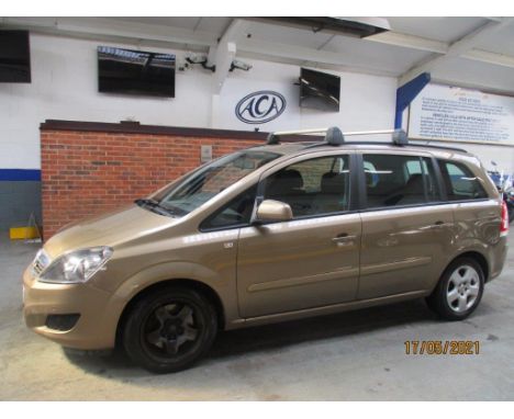 Make &amp; Model: Vauxhall Zafira Exclusive CDTIDate of Reg: HV14 ZZOColour: Browncc: 1686MoT: 04-05-2022Fuel Type: DIESELMil