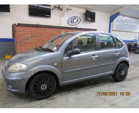 Make &amp; Model: Citoen C3 ExclusiveDate of Reg: FD04 VAYColour: Greycc: 1587MoT: 16-11-2021Fuel Type: PETROLMileage: 171kTr