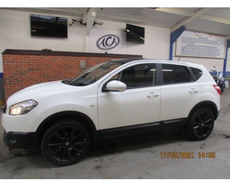 Make &amp; Model: Nissan Qashqai AcentaDate of Reg: DY61 OYUColour: Whitecc: 1598MoT: 12-04-2022Fuel Type: PETROLMileage: 101