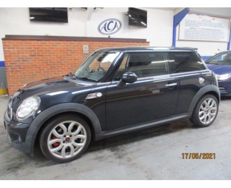 Make &amp; Model: Mini Cooper SDate of Reg: LT07 OTVColour: Blackcc: 1598MoT: 15-09-2021Fuel Type: PETROLMileage: 74kTransmis