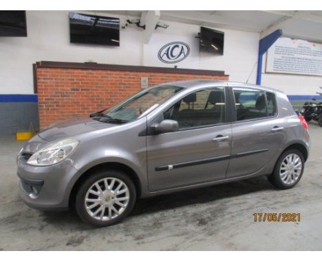 Make &amp; Model: Renault Clio Dyn Turbo 100Date of Reg: LT58 YDSColour: Greycc: 1149MoT: 26-09-2021Fuel Type: PETROLMileage: