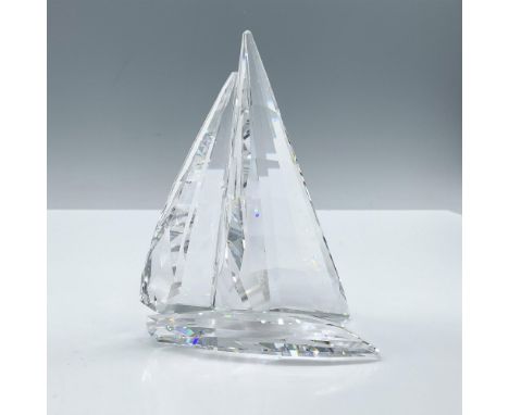 Rare stunning clear facetted clear crystal. Swarovski etched backstamp. This item has its original box. Dimensions of the ori
