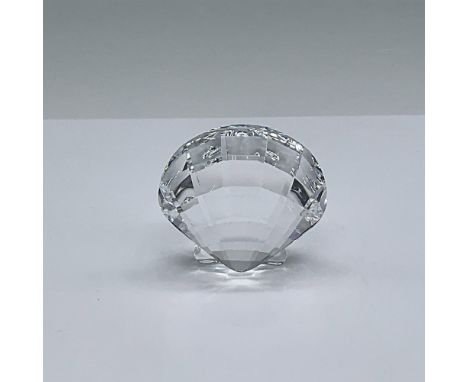 This beautifully faceted scallop shell was an SCS renewal gift. Swarovski etched backstamp on top edge of shell. This item ha
