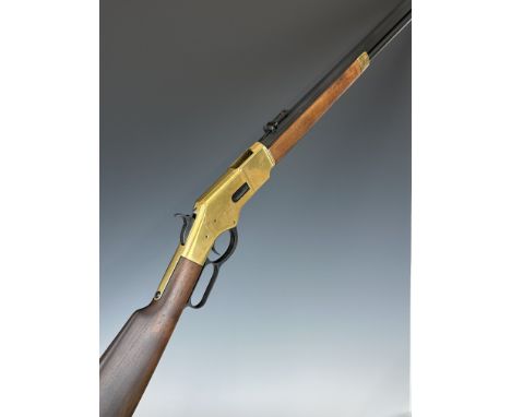 Uberti 'Winchester Henry Yellowboy 1866' Model 66 Sporting .44-40 underlever-action rifle with brass frame and butt plate, ad