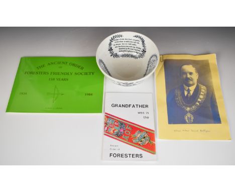 Commemorative pedestal bowl of Norwich, Freemasonry, Manchester Unity of Oddfellows, Ancient Order of Foresters and social hi