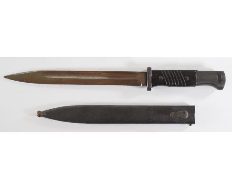 German WW2 84/98 pattern bayonet with plastic grips, EUF Horster and 1902 to ricasso, 24.5cm fullered blade and scabbard PLEA
