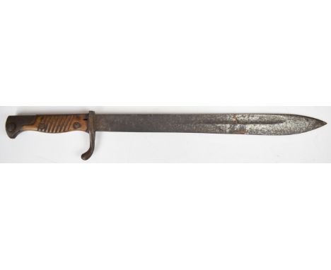 German WW1 98/05 pattern bayonet with slatted wooden grips, Stahlblume, Schuter & Co to ricasso and a 36.5cm single edged bla
