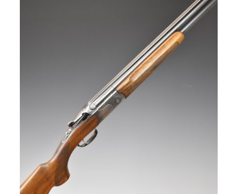Beretta 686 Onyx Sporting 12 bore over and under ejector shotgun&nbsp;with named lock and underside, chequered semi-pistol gr