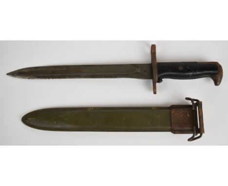 American WW2 M1 knife bayonet for the Garand rifle with UC 1943 US to ricasso, 25cm fullered blade and scabbard PLEASE NOTE:-